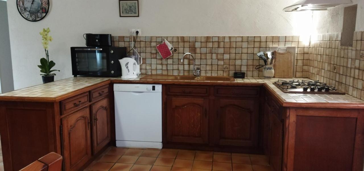 Maison De Campagne Au Coeur D'Un Elevage De Poneys Connemara Le Landreau Esterno foto